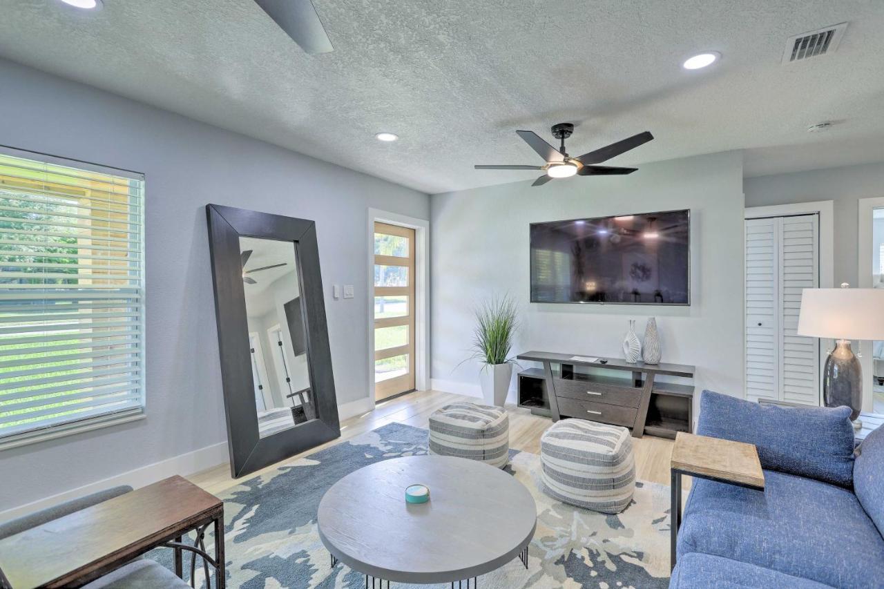 House With Outdoor Kitchen, Walk To Coast Cocoa Beach