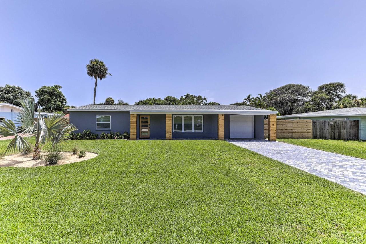 House With Outdoor Kitchen, Walk To Coast * Cocoa Beach